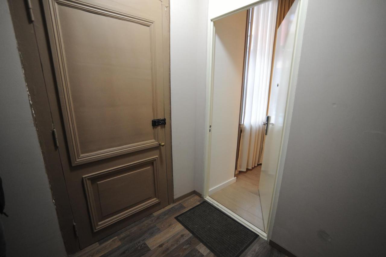 Old Tbilisi Metekhi One Room ภายนอก รูปภาพ