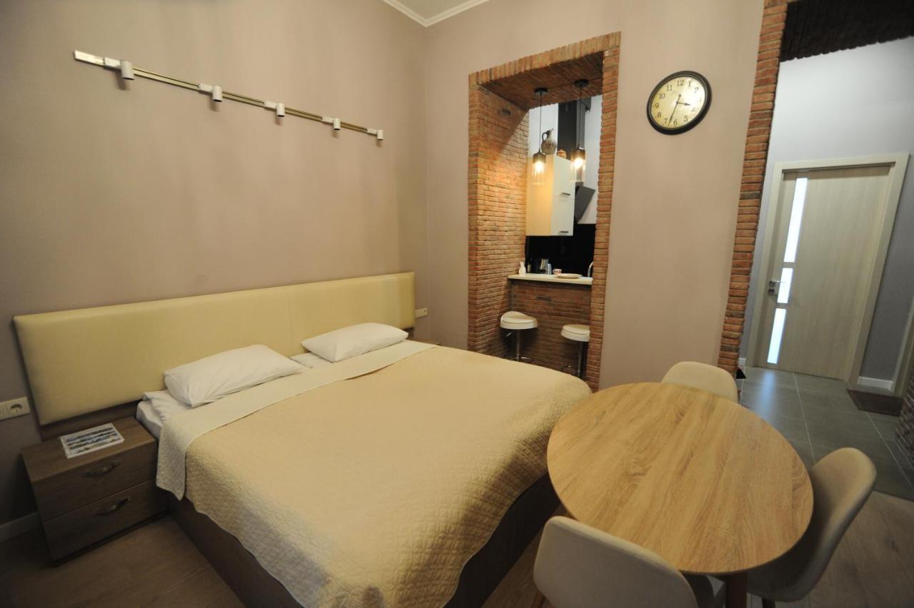 Old Tbilisi Metekhi One Room ภายนอก รูปภาพ